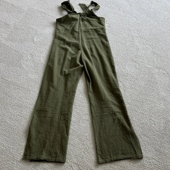 Emory Park Army Green Jumpsuit with Tie Straps Forever 21 - Picture 5 of 6